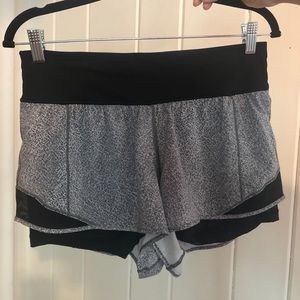 lululemon grey and black patterned shorts